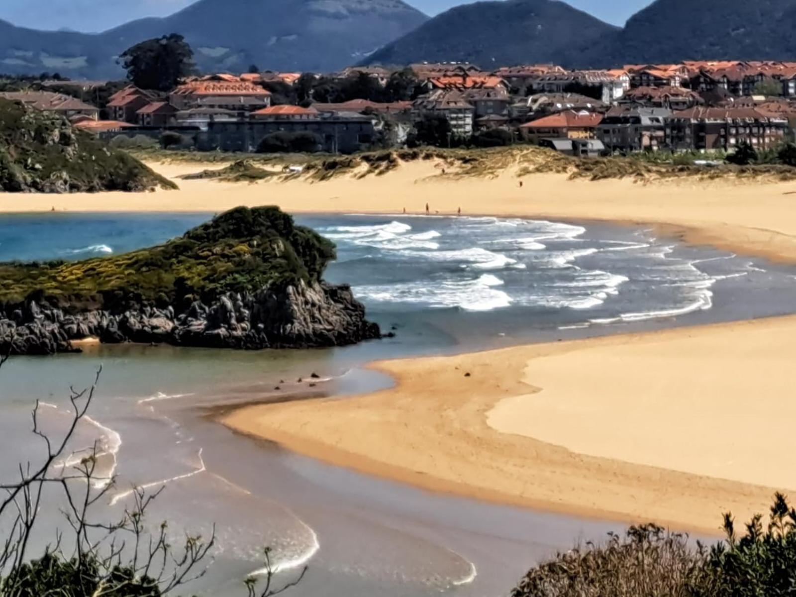 Apartamentos De La Hoz Isla Ngoại thất bức ảnh