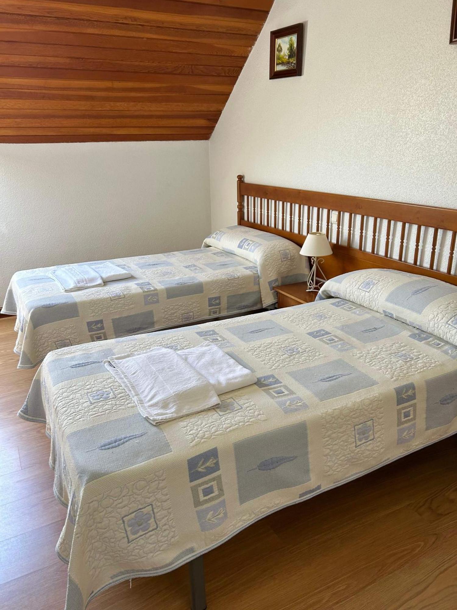 Apartamentos De La Hoz Isla Ngoại thất bức ảnh