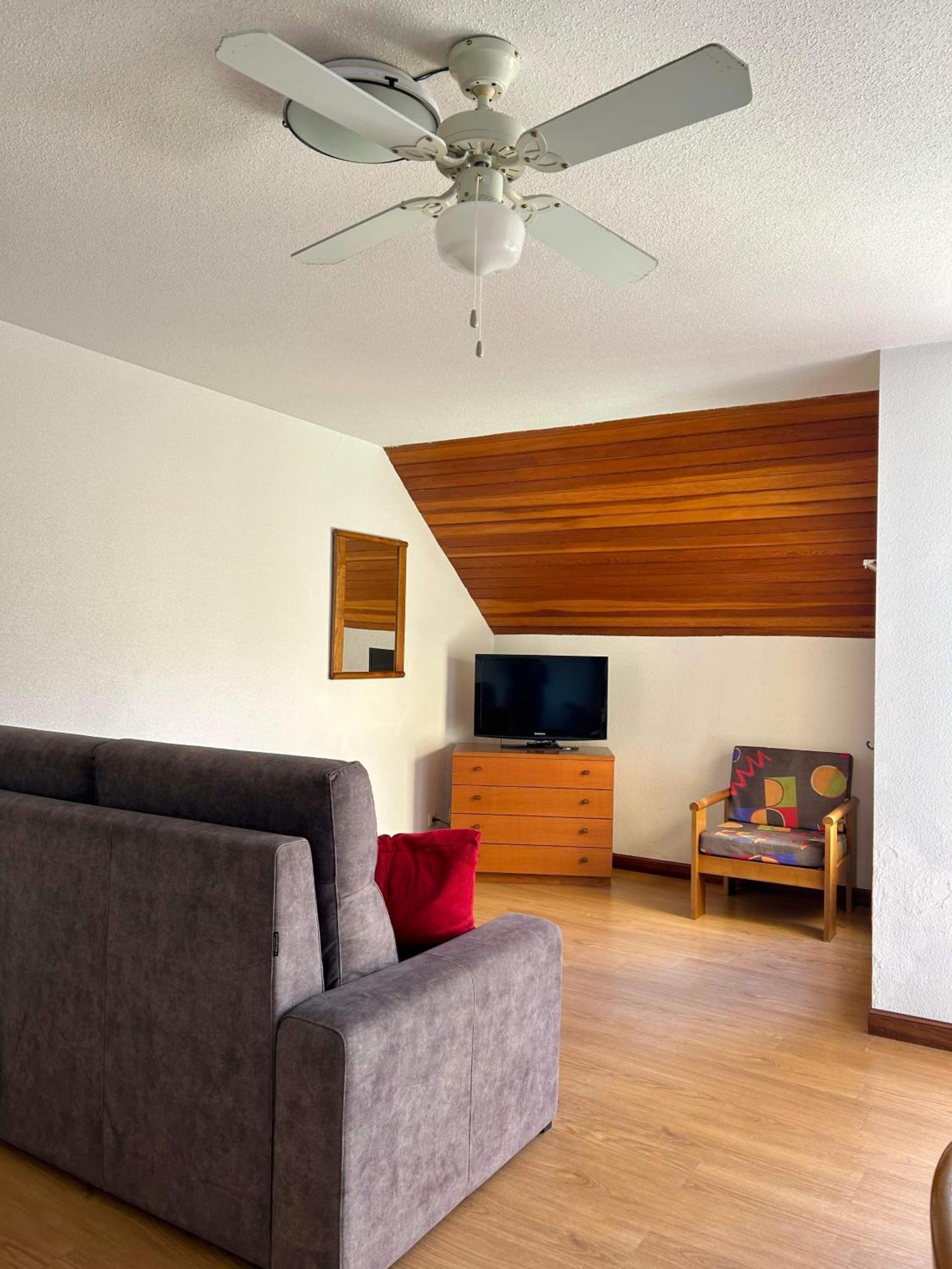 Apartamentos De La Hoz Isla Ngoại thất bức ảnh