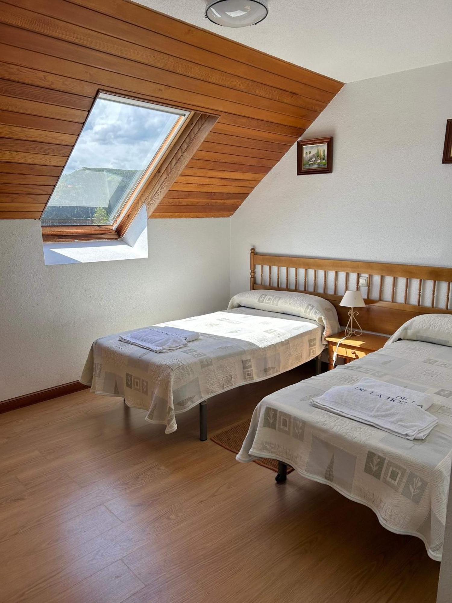 Apartamentos De La Hoz Isla Ngoại thất bức ảnh